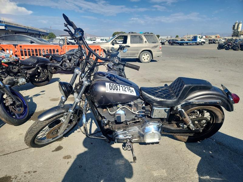 2003 Harley-davidson Fxdl VIN 1HD1GDV313K328304 COPART salvage auction — MINOR DENT/SCRATCHES, CA - SALVAGE CERTIFICATE, sold $2,500 on 2026-07-28 (photo 3)