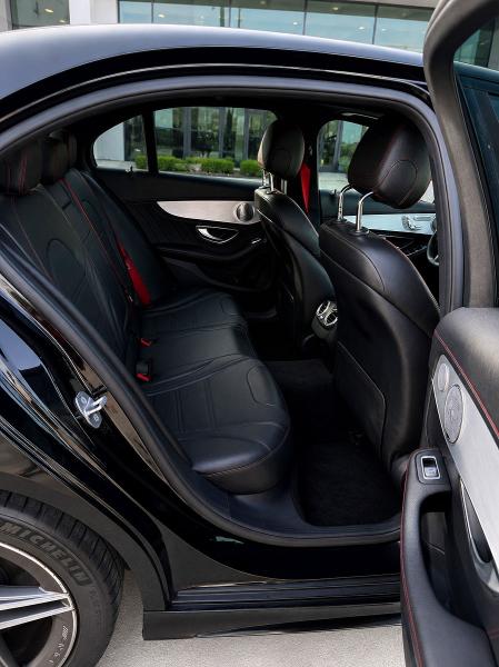 2019 Mercedes-benz C-klasse amg VIN 55SWF6EB5KU309083 COPART salvage auction — MINOR DENT/SCRATCHES, Ok - Certificate Of Title (P), sold $7,700 on 2026-07-28 (photo 6)