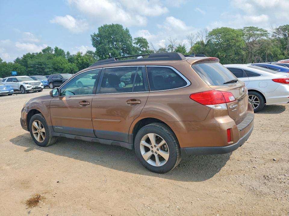 2013 Subaru Outback VIN 4S4BRCKC7D3221991 COPART salvage auction — MINOR DENT/SCRATCHES, Ia - Certificate Of Title, sold $950 on 2026-07-31 (photo 2)