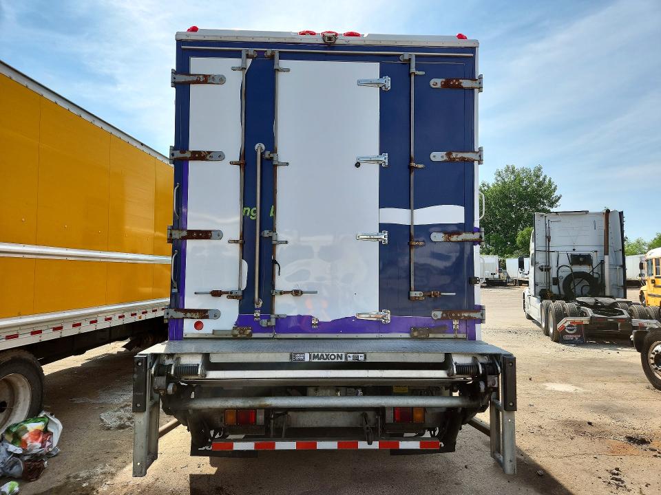2019 Isuzu FTR VIN 54DK6S165KSG01089 COPART salvage auction — NORMAL WEAR, IL - CERTIFICATE OF TITLE, sold $7,300 on 2026-07-28 (photo 6)