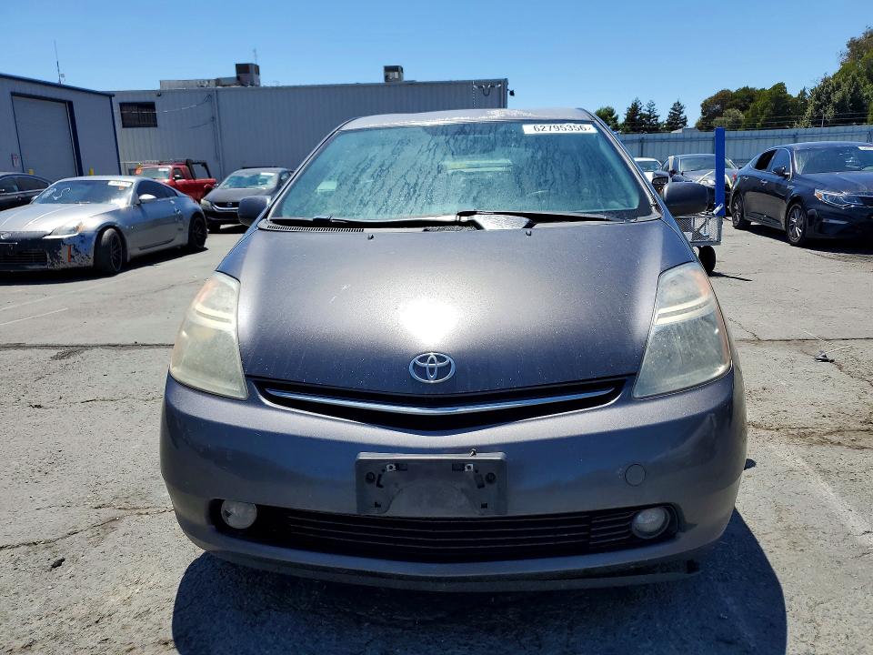 2006 Toyota Prius VIN JTDKB20UX63186820 COPART salvage auction — VANDALISM, CA - SALVAGE CERTIFICATE, sold $550 on 2026-07-31 (photo 5)