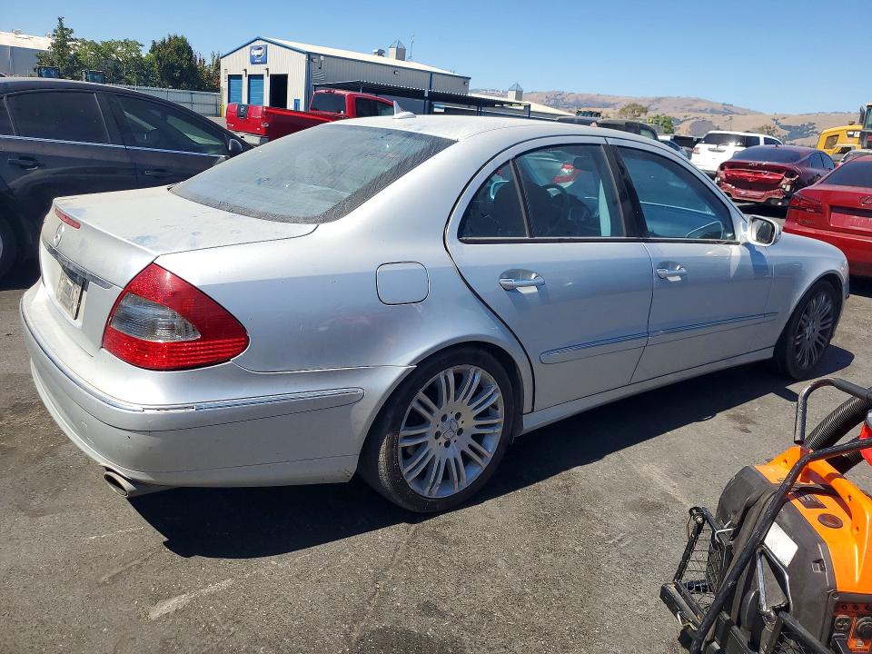 2007 Mercedes-benz E-class VIN WDBUF56X97A986827 COPART salvage auction — MECHANICAL, CA - DIS/DLR/EXP ONLY CLEAN TITLE, sold $650 on 2026-07-28 (photo 3)