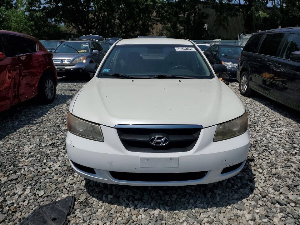 2006 Hyundai Sonata VIN KMHET46C56A079217 COPART salvage auction — MINOR DENT/SCRATCHES, MA - CERT OF TITLE-RECONSTRCTD COLL, sold $125 on 2026-07-22 (photo 5)