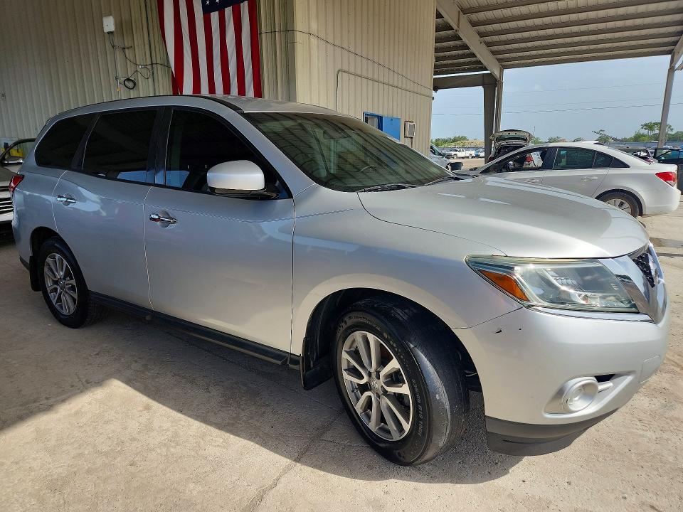 2015 Nissan Pathfinder VIN 5N1AR2MN1FC615400 COPART salvage auction — MINOR DENT/SCRATCHES, Fl - Certificate Of Title, sold $650 on 2026-07-29 (photo 4)