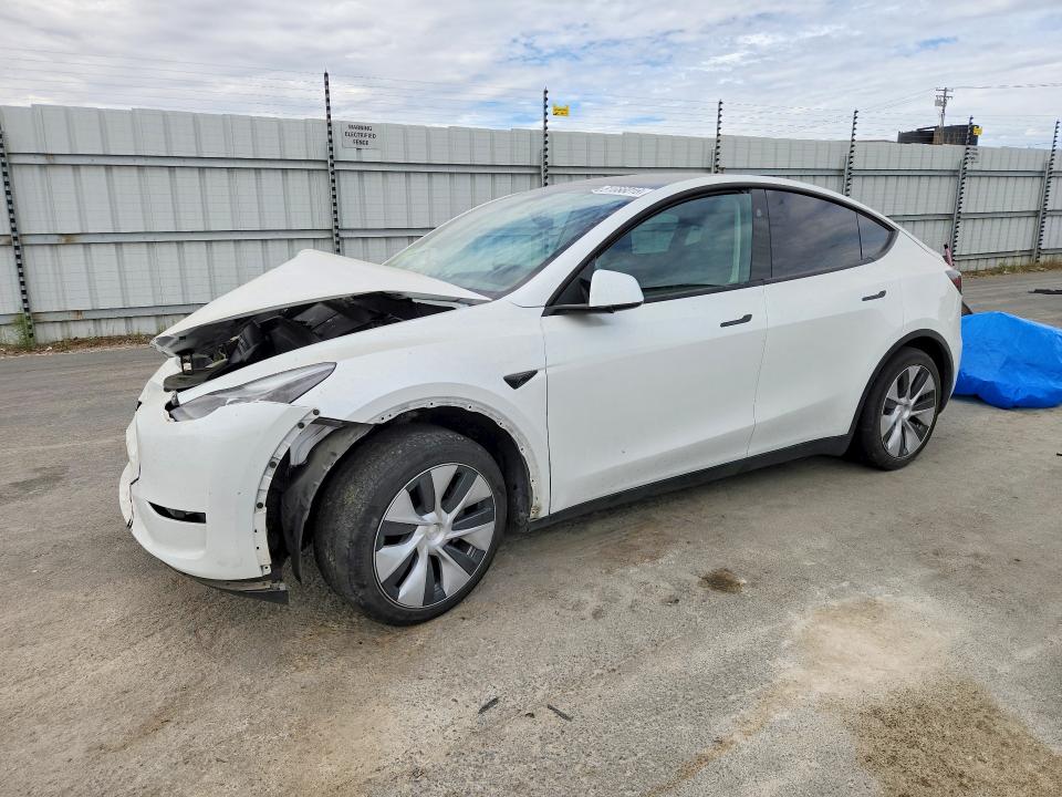 2024 Tesla Model Y VIN 7SAYGDED2RF035707 COPART salvage auction — FRONT END, Ca - Salvage Certificate, sold $8,000 on 2026-09-10 (photo 1)