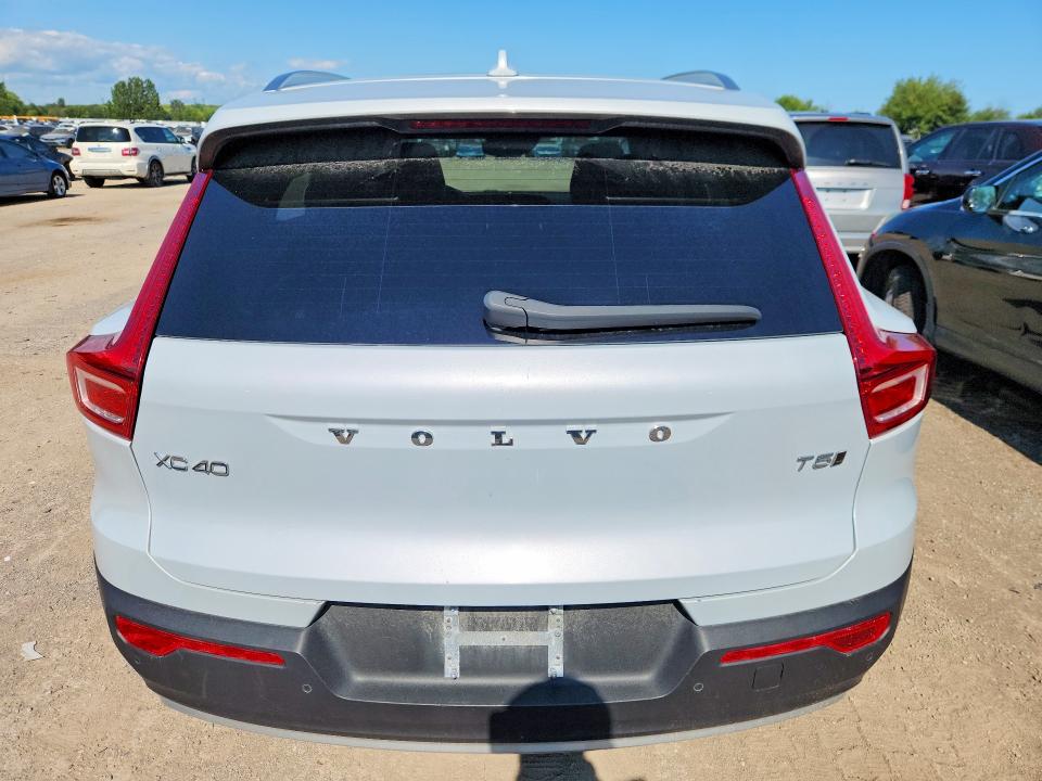 2021 Volvo Xc40 VIN YV4162UK8M2397152 COPART salvage auction — SIDE, On - Permit Salvage, sold $2,600 on 2026-07-30 (photo 6)