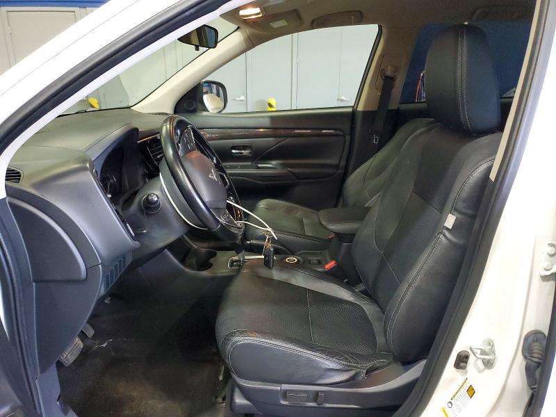 2016 Mitsubishi Outlander VIN JA4AZ3A32GZ004569 COPART salvage auction — MINOR DENT/SCRATCHES, Ct - Clean Title, sold $3,350 on 2026-07-23 (photo 7)