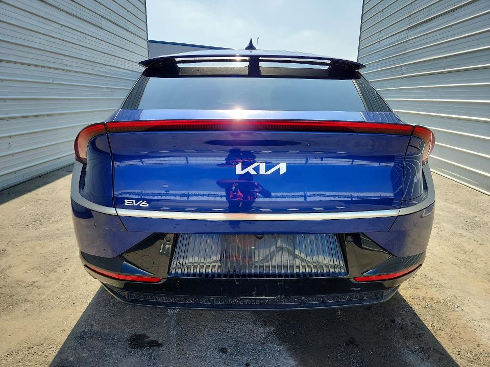 2023 Kia Ev6 VIN KNDC34LA4P5602526 COPART salvage auction — SIDE, CA - CERTIFICATE OF TITLE, sold $6,400 on 2026-07-22 (photo 6)