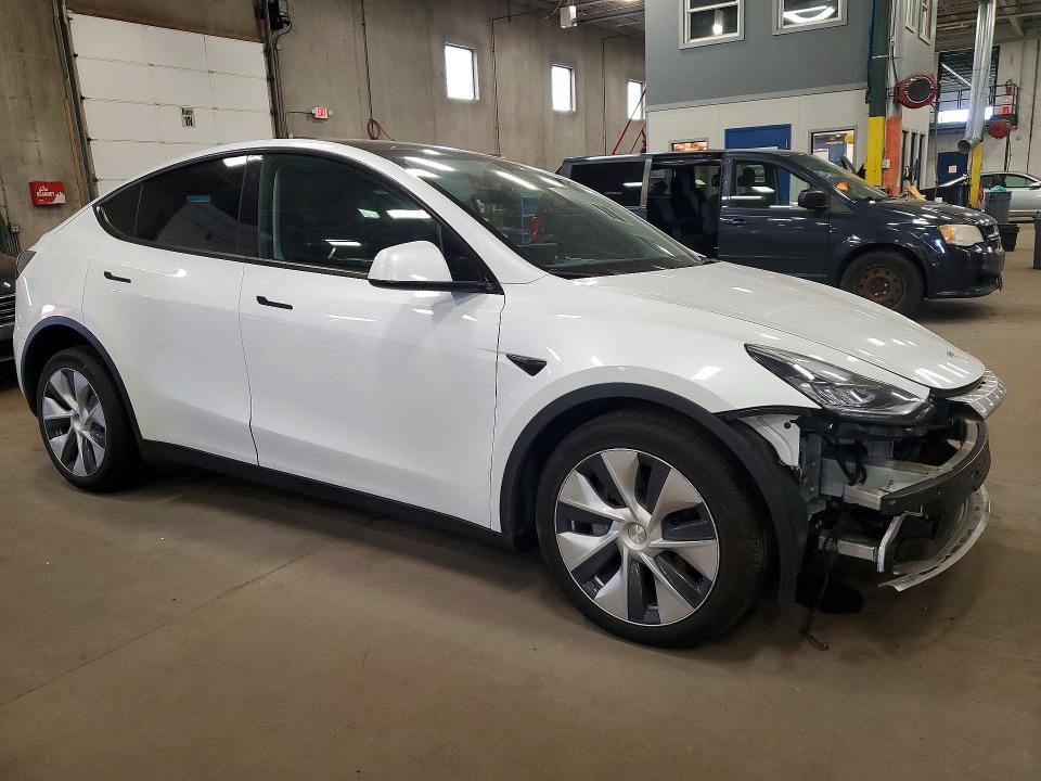 2022 Tesla Model y VIN 7SAYGAEE0NF516511 COPART salvage auction — FRONT END, Mn - Cert Of Title-Salvage, sold $2,250 on 2026-07-28 (photo 4)