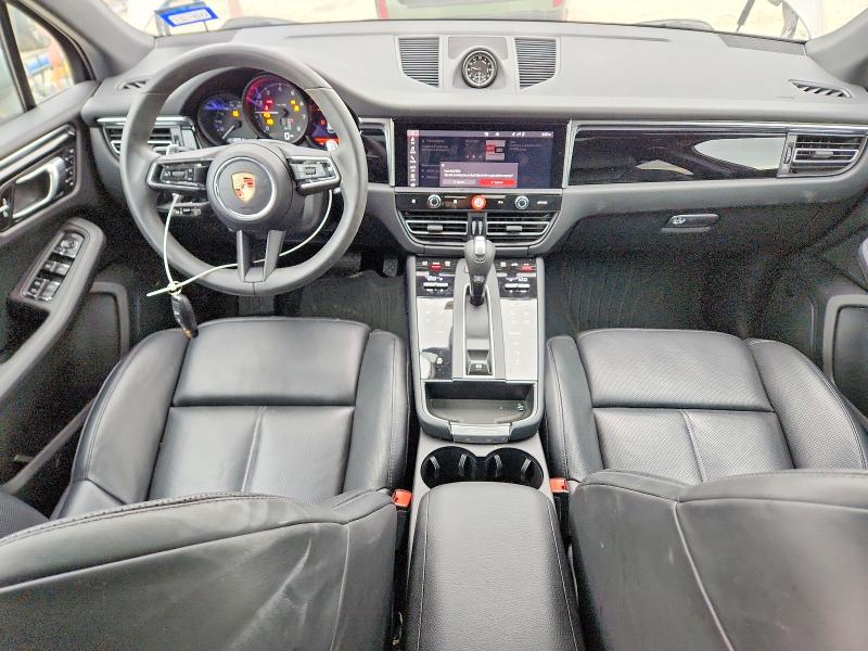 2025 Porsche Macan VIN WP1AA2A50SLB07928 COPART salvage auction — REAR END, Tx - Salvage Vehicle Title, sold $23,200 on 2026-08-27 (photo 8)