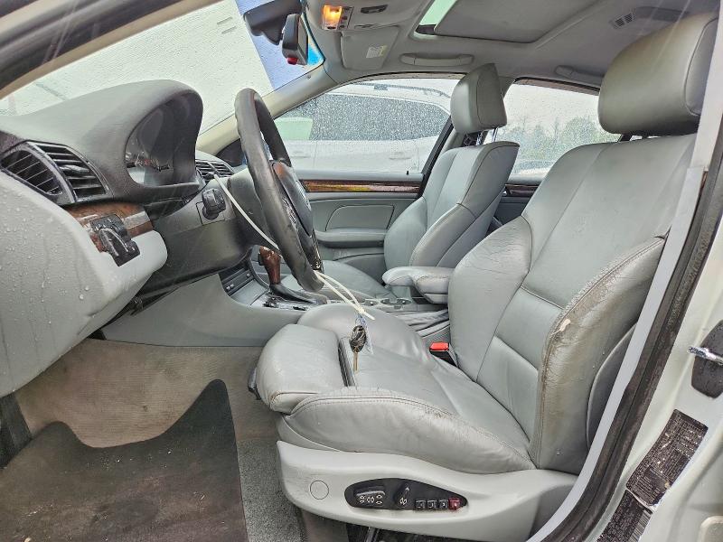 2004 BMW 3er VIN WBAEV33464KR26059 COPART salvage auction — REAR END, NY - MV-907A SALVAGE CERTIFICATE, sold $375 on 2026-07-13 (photo 7)