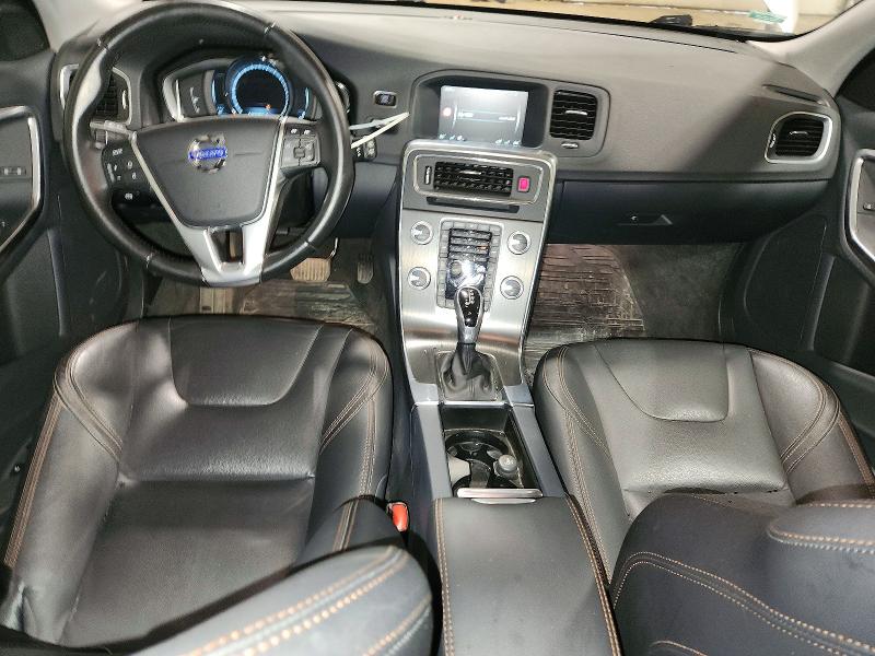 2016 Volvo V60 VIN YV4612HK3G1003341 COPART salvage auction — REAR END, AK - BILL OF SALE- SALVAGE, sold $25 on 2026-08-11 (photo 8)