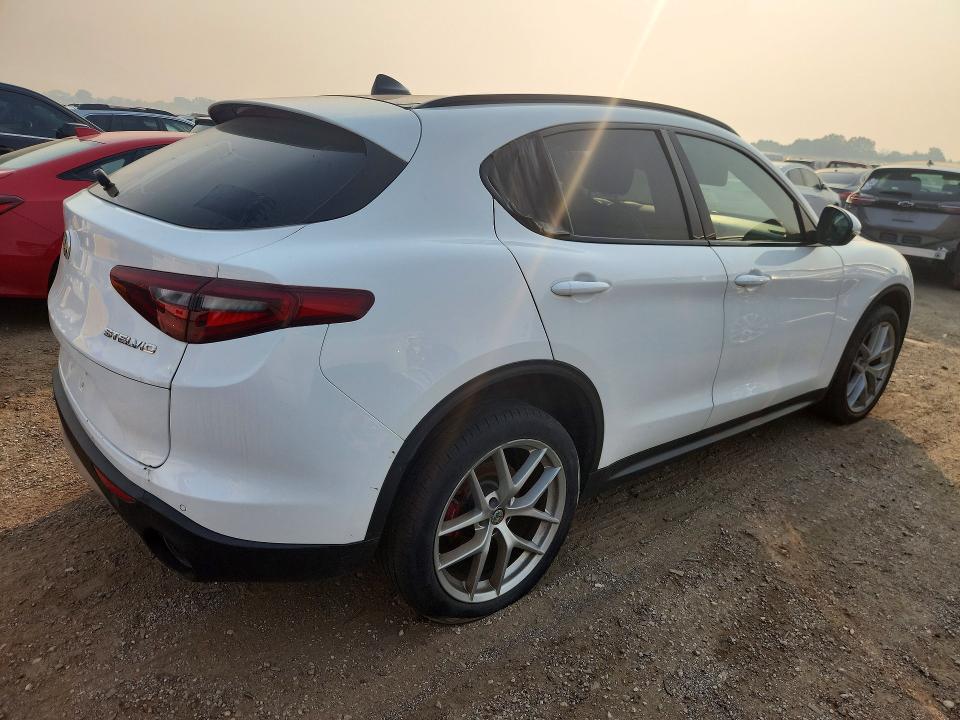 2018 Alfa romeo Stelvio VIN ZASFAKPN9J7B78607 COPART salvage auction — SIDE, Il - Certificate Of Title (P), sold $5,400 on 2026-08-06 (photo 3)