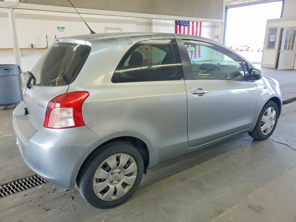 2007 Toyota Yaris VIN JTDJT923075112432 COPART salvage auction — MINOR DENT/SCRATCHES, Wa - Vehicle Cert Of Ownership-Titl, sold $900 on 2026-07-15 (photo 3)