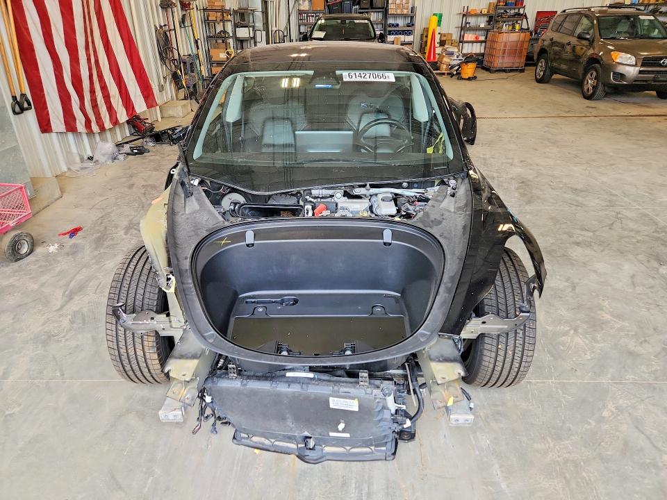 2018 Tesla Model 3 VIN 5YJ3E1EB1JF127213 COPART salvage auction — FRONT END, Wi - Certificate Of Title, sold $4,600 on 2026-07-28 (photo 5)