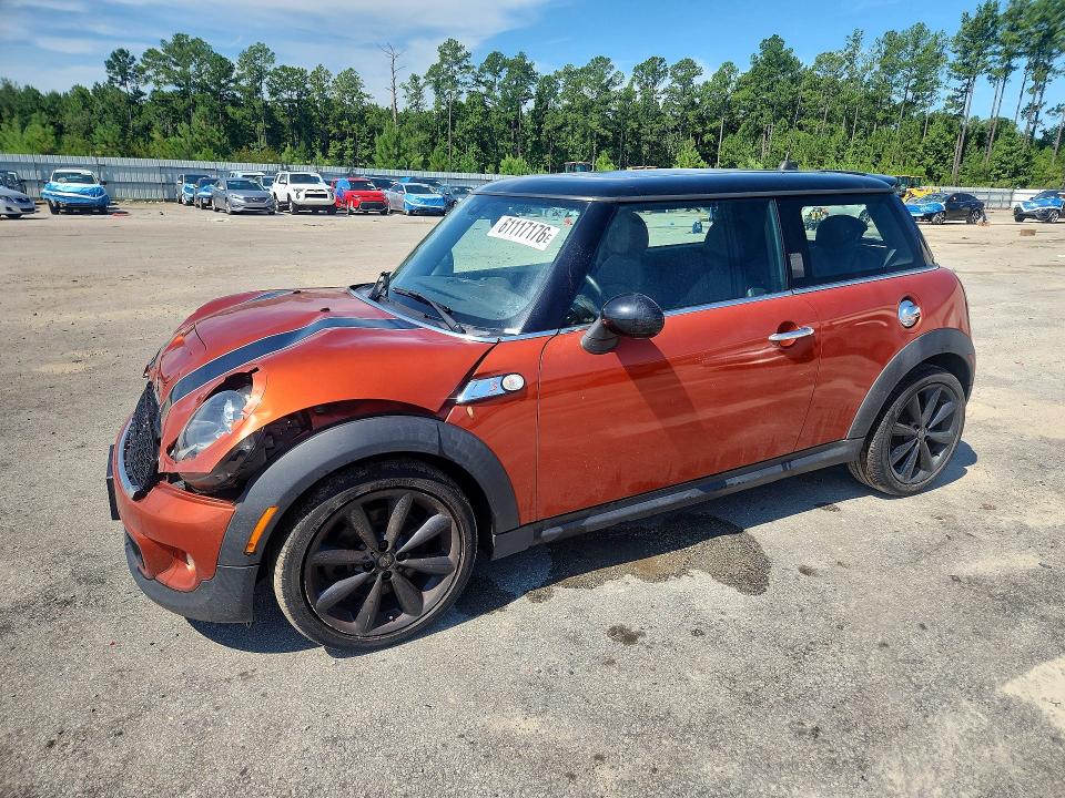 2013 Mini Cooper VIN WMWSV3C53DT390533 COPART salvage auction — FRONT END, Sc - Cert Of Title-Salvage, sold $1,600 on 2026-08-17 (photo 1)