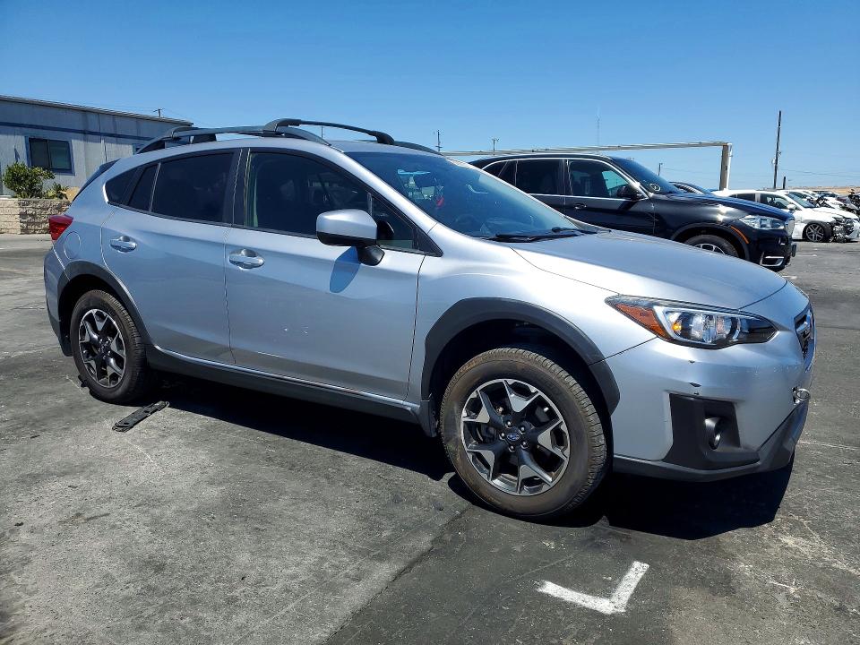 2019 Subaru Xv VIN JF2GTAEC8K8301684 COPART salvage auction — REAR END, CA - SALVAGE CERTIFICATE, sold $2,900 on 2026-07-24 (photo 4)