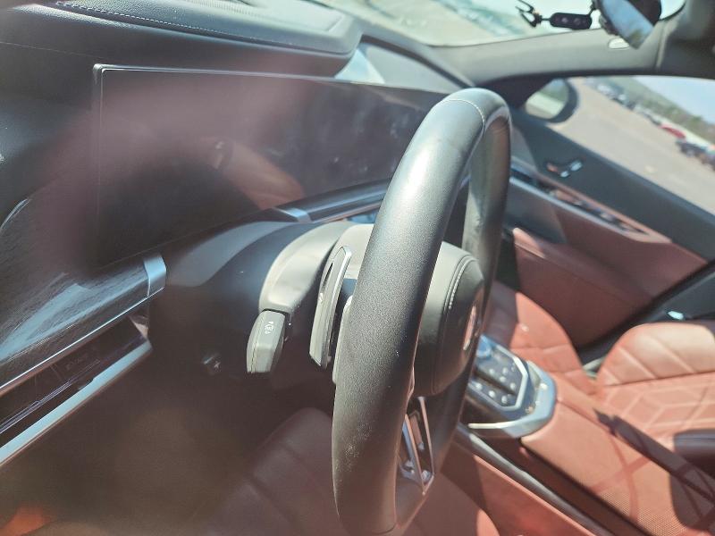 2024 BMW 7er VIN WBA33EJ08RCS63961 COPART salvage auction — VANDALISM, PA - CERT OF SALVAGE-THEFT, sold $28,750 on 2026-07-27 (photo 9)