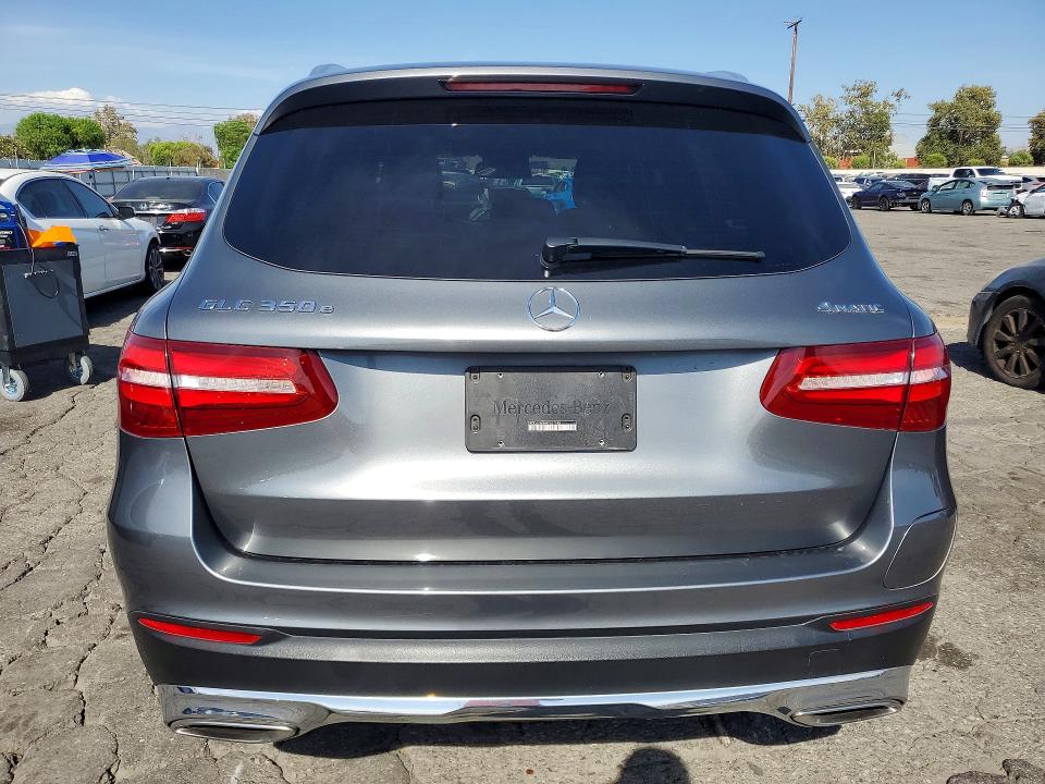 2019 Mercedes-benz Glc VIN WDC0G5EB4KF537788 COPART salvage auction — MINOR DENT/SCRATCHES, Ca - Dis/Dlr/Exp Only Clean Title, sold $8,900 on 2026-08-10 (photo 6)