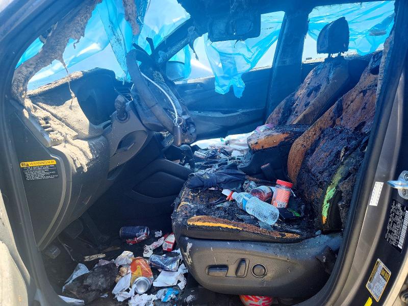 2017 Hyundai Tucson VIN KM8J33A20HU387744 COPART salvage auction — BURN, CA - NON-REPAIRABLE VEHICLE CERT, sold $175 on 2026-07-10 (photo 7)