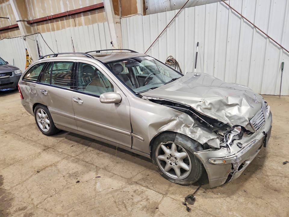 2003 Mercedes-benz C-klasse VIN WDBRH81J83F372062 COPART salvage auction — FRONT END, Ak - Bill Of Sale- Salvage, sold $25 on 2026-08-11 (photo 4)
