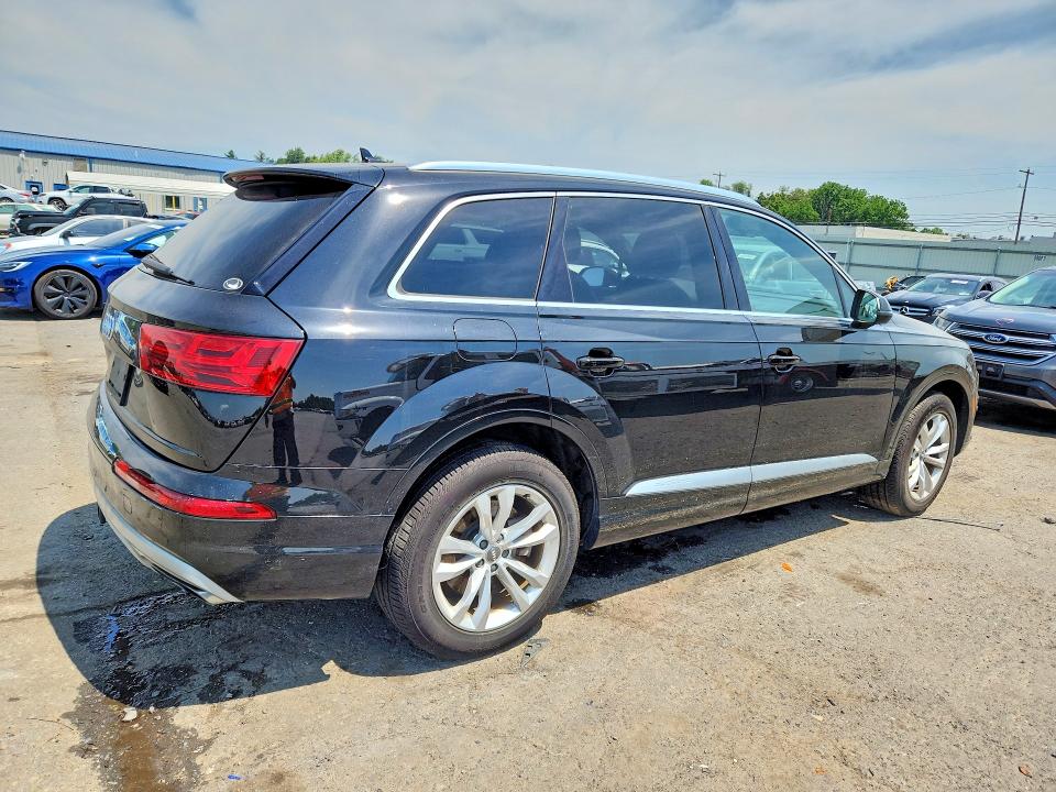 2019 Audi Q7 VIN WA1AAAF71KD012594 COPART salvage auction — WATER/FLOOD, PA - CERTIFICATE OF SALVAGE, sold $1,350 on 2026-07-28 (photo 3)