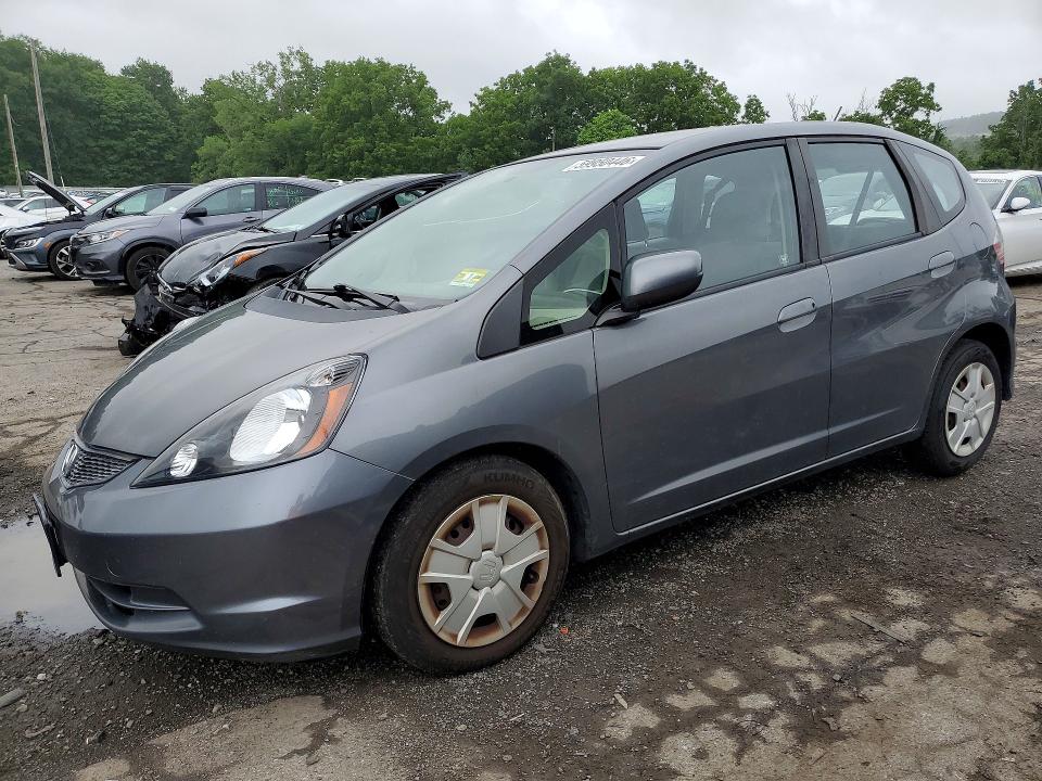 2013 Honda Fit VIN JHMGE8H35DC006795 COPART salvage auction — MINOR DENT/SCRATCHES, Nj - Certificate Of Title, sold $800 on 2026-07-21 (photo 1)