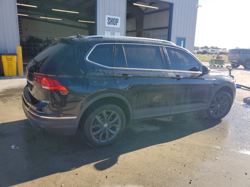 2022 Volkswagen Tiguan VIN 3VV2B7AX1NM019122 COPART salvage auction — NORMAL WEAR, CA - CERTIFICATE OF TITLE, sold $11,600 on 2026-08-11 (photo 3)