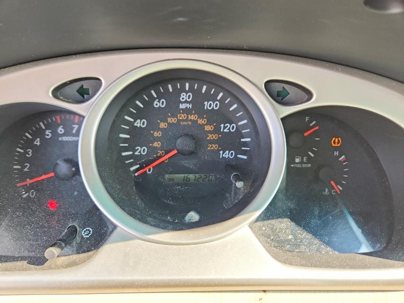 2004 Toyota Highlander VIN JTEEP21A240029036 COPART salvage auction — FRONT END, OH - CERT OF TITLE-SALVAGE, sold $600 on 2026-07-28 (photo 9)