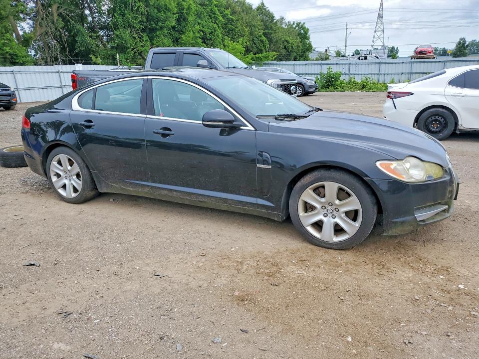 2011 Jaguar Xf VIN SAJXA0FB2BLR99180 COPART salvage auction — WATER/FLOOD, On - Permit No Brand - Unfit, sold $125 on 2026-07-23 (photo 4)