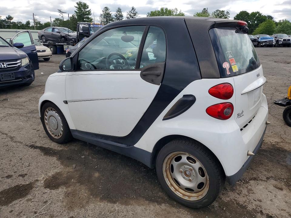 2011 Smart Fortwo VIN WMEEJ3BA6BK439027 COPART salvage auction — ROOF, Pa - Cert Of Title, sold $1,152 on 2026-08-06 (photo 2)