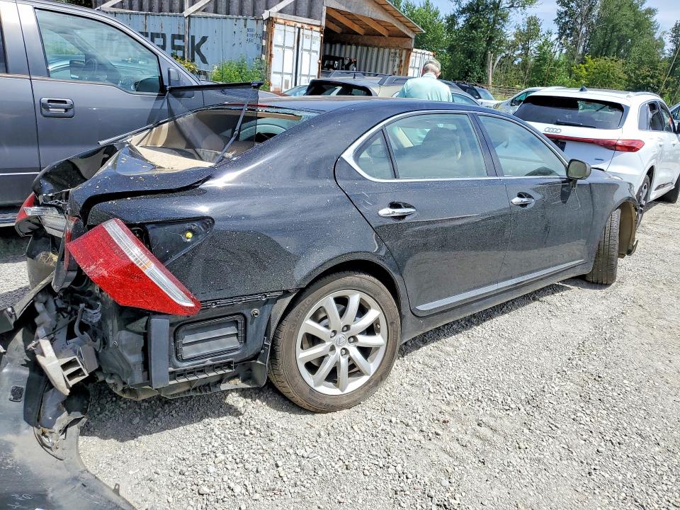 2007 Lexus Ls 460 VIN JTHGL46F175015692 COPART salvage auction — REAR END, AB - BOS - SALVAGE, sold $200 on 2026-07-21 (photo 3)