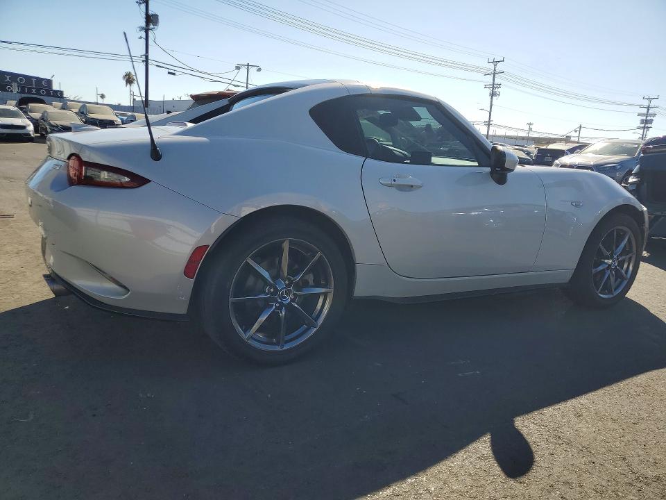 2018 Mazda VIN JM1NDAM78J0200259 COPART salvage auction — MINOR DENT/SCRATCHES, Ca - Dis/Dlr/Exp Only Clean Title, sold $5,800 on 2026-07-29 (photo 3)