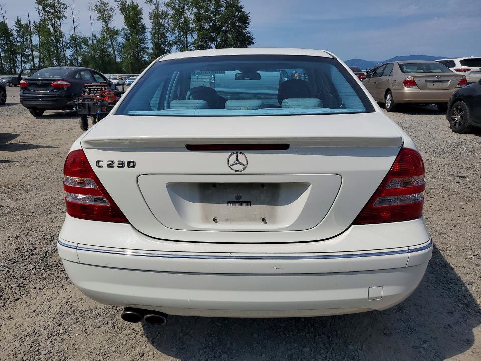 2007 Mercedes-benz C-klasse VIN WDBRF52H97F911682 COPART salvage auction — MINOR DENT/SCRATCHES, WA - VEHICLE CERT OF OWNERSHIP-TITL, sold $500 on 2026-07-20 (photo 6)