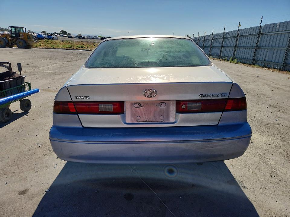 1998 Toyota Camry VIN JT2BG22K4W0104541 COPART salvage auction — FRONT END, CA - SALVAGE CERTIFICATE, sold $100 on 2026-07-23 (photo 6)