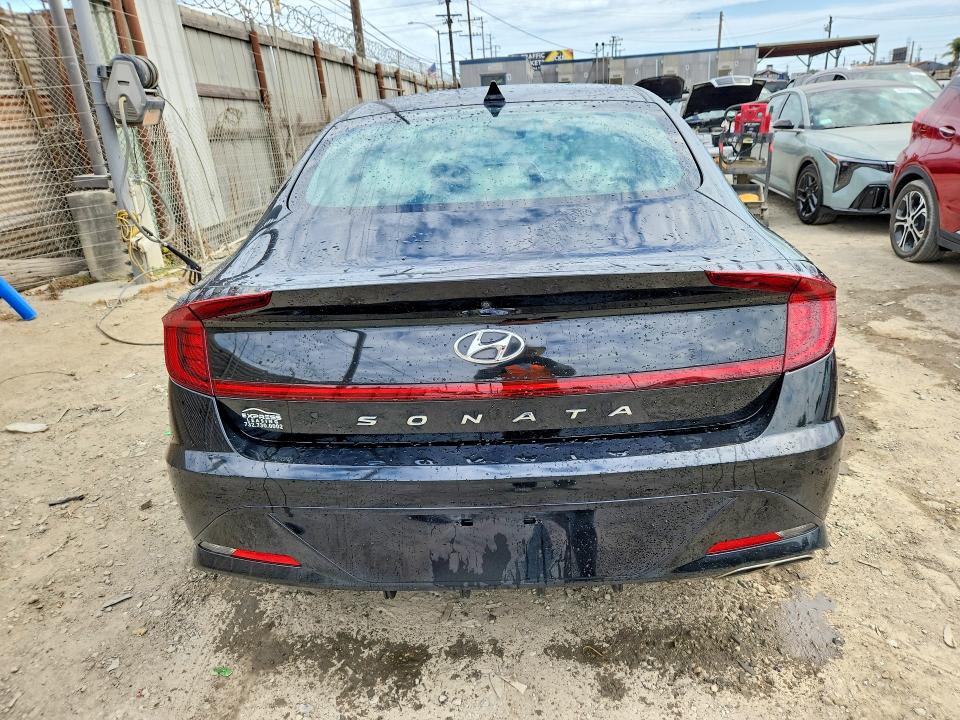 2022 Hyundai Sonata VIN KMHL24JA1NA228897 COPART salvage auction — MINOR DENT/SCRATCHES, Ca - Dis/Dlr/Exp Only Clean Title, sold $3,550 on 2026-07-27 (photo 6)