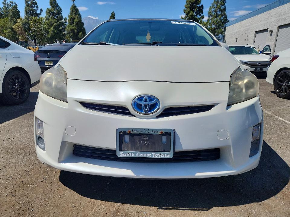 2010 Toyota Prius VIN JTDKN3DU6A1301991 COPART salvage auction — MINOR DENT/SCRATCHES, Ca - Dis/Dlr/Exp Only Clean Title, sold $1,150 on 2026-07-21 (photo 5)