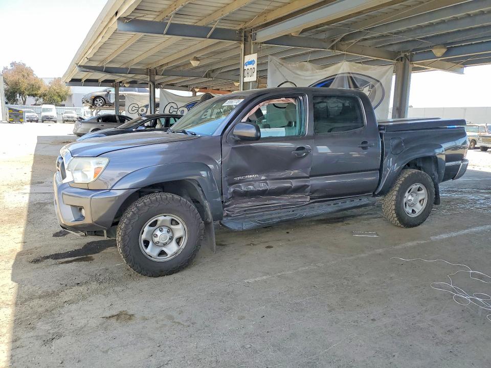 2015 Toyota Tacoma VIN 5TFJU4GN4FX069825 COPART salvage auction — SIDE, Ca - Salvage Certificate, sold $7,800 on 2026-07-14 (photo 1)