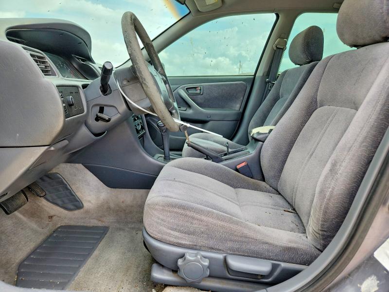 1997 Toyota Camry VIN JT2BG22K8V0048764 COPART salvage auction — FRONT END, TX - SALVAGE VEHICLE TITLE (P), sold $200 on 2026-07-29 (photo 7)