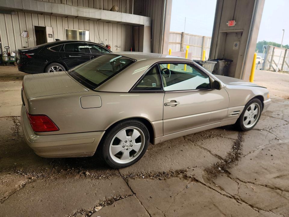 1999 Mercedes-benz Sl-class VIN WDBFA68F8XF186637 COPART salvage auction — FRONT END, WI - CERTIFICATE OF TITLE, sold $1,050 on 2026-07-27 (photo 3)