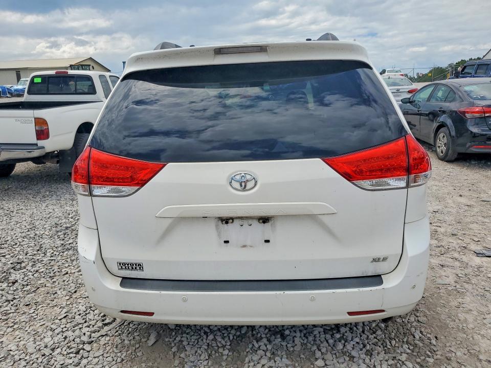 2012 Toyota Sienna VIN 5TDYK3DC8CS279248 COPART salvage auction — FRONT END, Va - Certificate Of Title (P), sold $3,550 on 2026-07-28 (photo 6)