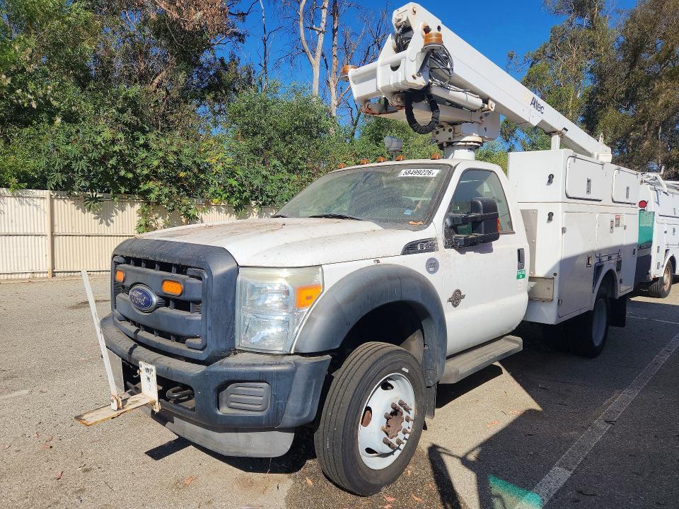 2014 Ford F-450 VIN 1FDUF4GT5EEA94440 COPART salvage auction — MINOR DENT/SCRATCHES, OH - CERTIFICATE OF TITLE, sold $9,700 on 2026-07-27 (photo 1)