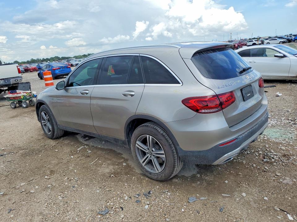 2020 Mercedes-benz VIN W1N0G8DBXLF789497 COPART salvage auction — MINOR DENT/SCRATCHES, Tx - Salvage Vehicle Title, sold $9,500 on 2026-07-16 (photo 2)