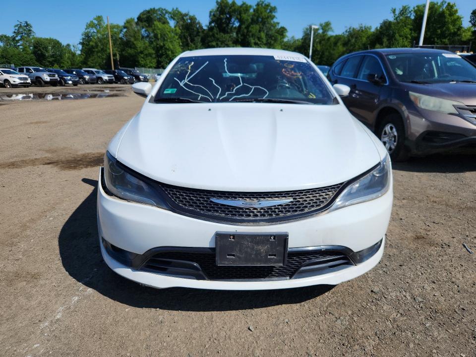 2016 Chrysler 200 VIN 1C3CCCDG4GN110449 COPART salvage auction — MINOR DENT/SCRATCHES, RI - CERTIFICATE OF TITLE (P), sold $1,800 on 2026-07-28 (photo 5)