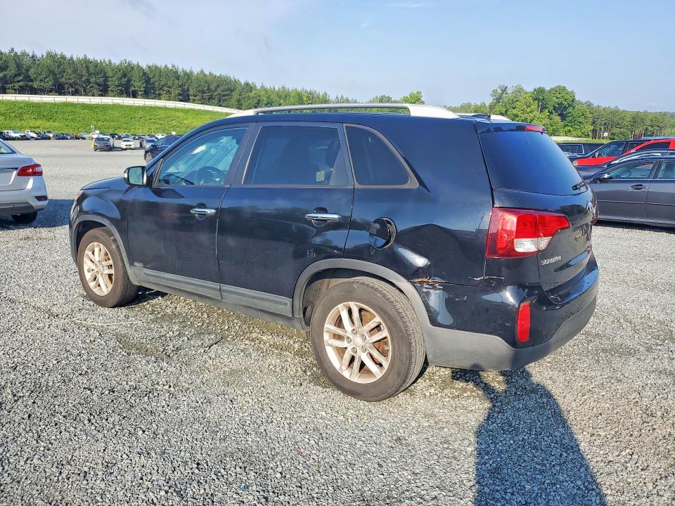 2014 Kia Sorento VIN 5XYKTCA64EG476497 COPART salvage auction — SIDE, Nc - Dealer Only Clean Title, sold $950 on 2026-07-24 (photo 2)