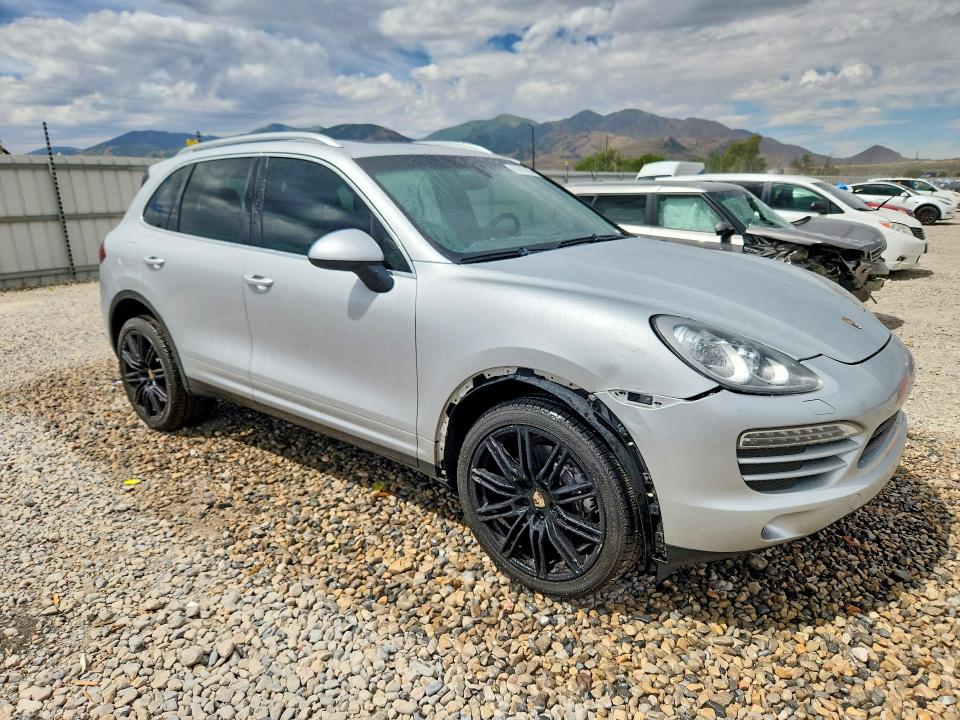 2013 Porsche VIN WP1AA2A25DLA12497 COPART salvage auction — FRONT END, Ut - Salvage Certificate, sold $2,150 on 2026-08-07 (photo 4)