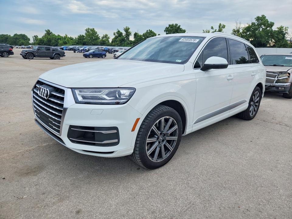 2018 Audi Q7 VIN WA1AAAF76JD005400 COPART salvage auction — MINOR DENT/SCRATCHES, Mo - Certificate Of Title, sold $7,800 on 2026-07-29 (photo 1)