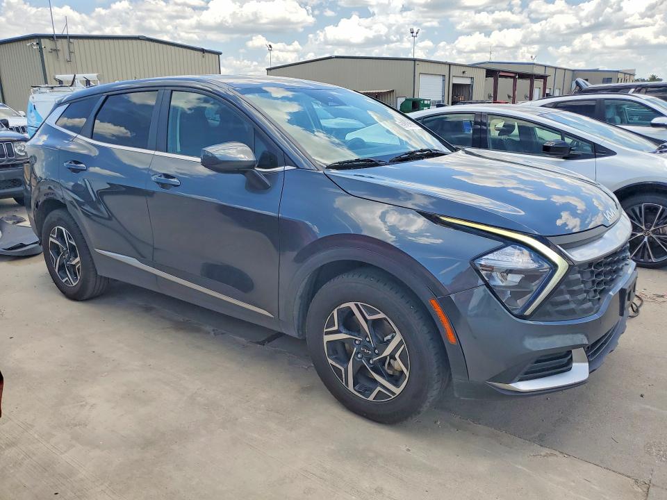 2023 Kia Sportage VIN KNDPU3AFXP7163747 COPART salvage auction — REAR END, TX - CERTIFICATE OF TITLE, sold $6,000 on 2026-07-15 (photo 4)
