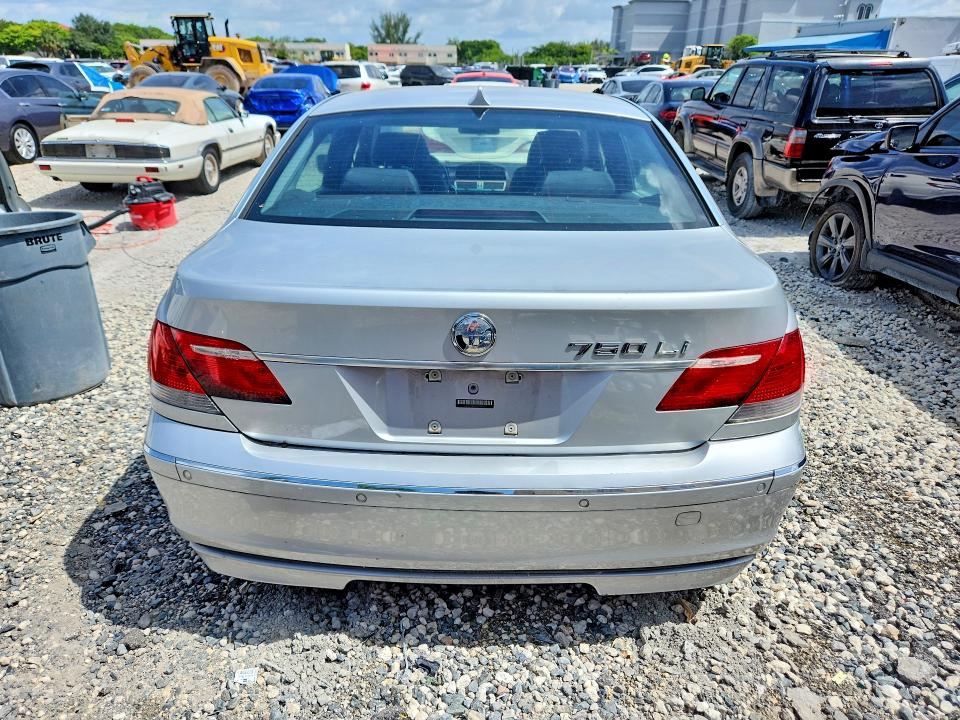 2006 BMW 7 series VIN WBAHN83556DT60972 COPART salvage auction — WATER/FLOOD, Fl - Certificate Of Title, sold $425 on 2026-08-04 (photo 6)