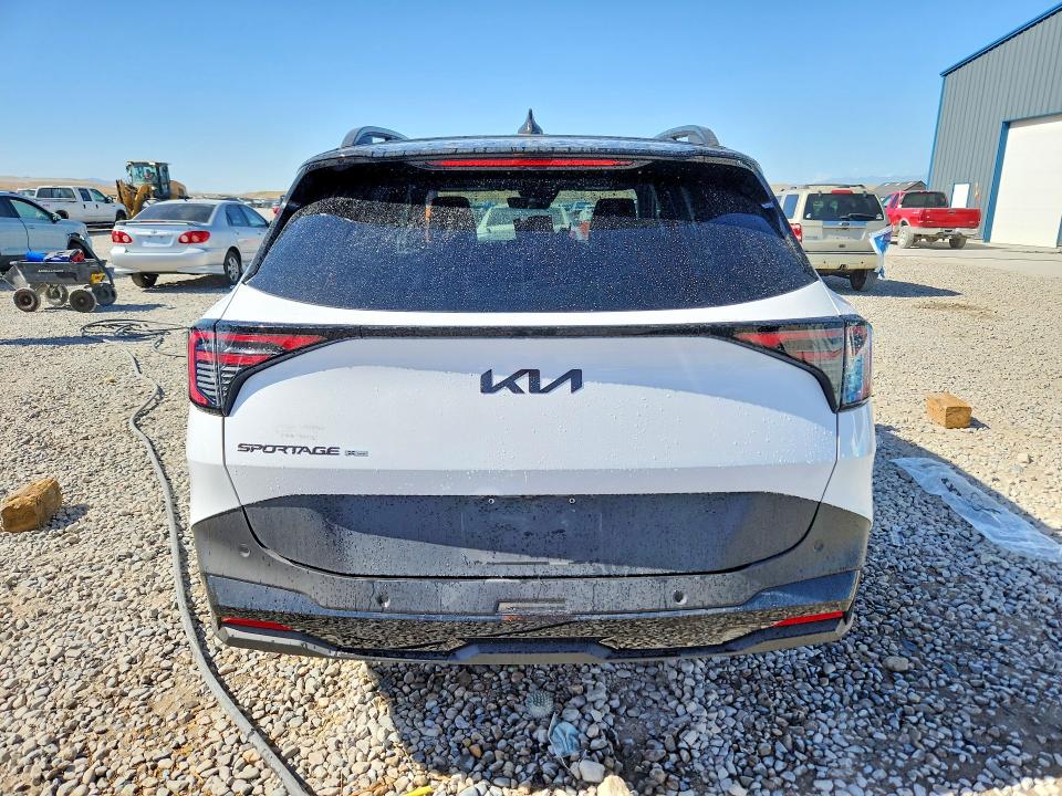 2026 Kia Sportage VIN 5XYK7CDF6TG386751 COPART salvage auction — FRONT END, Salvage Title, sold $14,900 on 2026-08-21 (photo 6)